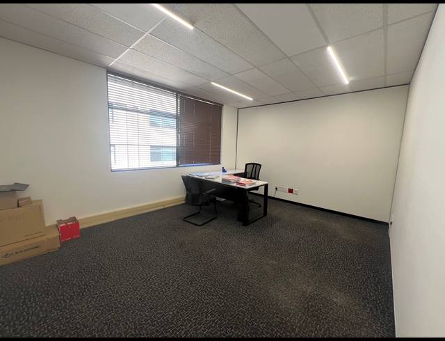 121M² OFFICE TO LET IN ILLOVO